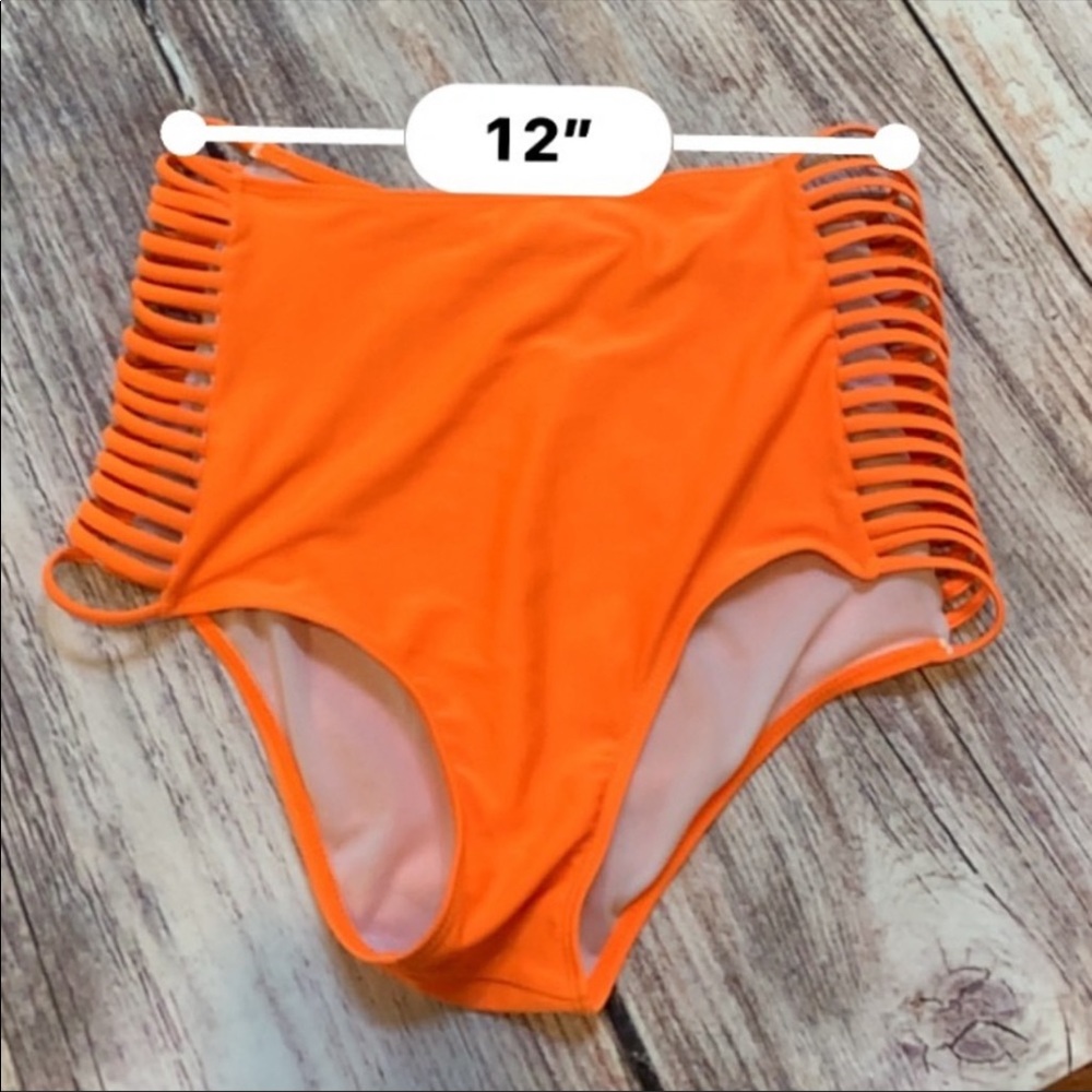 Cupshe swimsuit - Picture 6 of 6